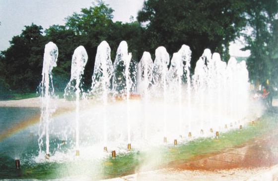 آبشارهای کاملاً برنجی با ارزش آب معدنی Jet Nozzle Water Fountain Heads Spray Heads
