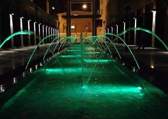 5003 32 متر فاصله 4500 L / H نازل چشمه جت لمینار 14 میلی متر